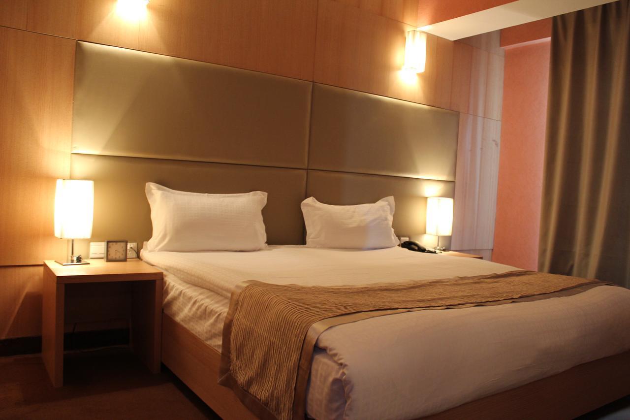 The Corporate Hotel Ουλάν Μπατόρ Εξωτερικό φωτογραφία