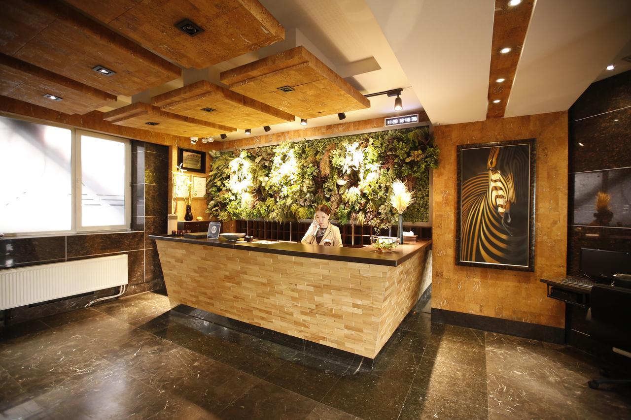 The Corporate Hotel Ουλάν Μπατόρ Εξωτερικό φωτογραφία