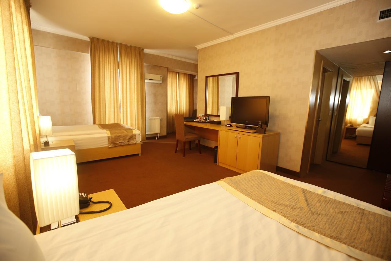 The Corporate Hotel Ουλάν Μπατόρ Εξωτερικό φωτογραφία